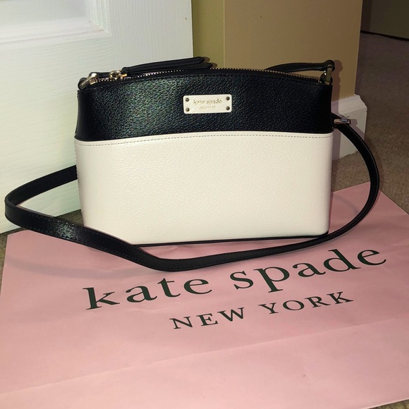 kate spade Handbags - NWOT! Kate Spade Jeanne Crossbody!